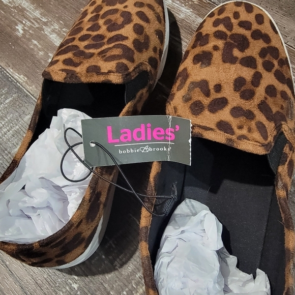 Bobbie brooks slip on - Picture 7 of 7